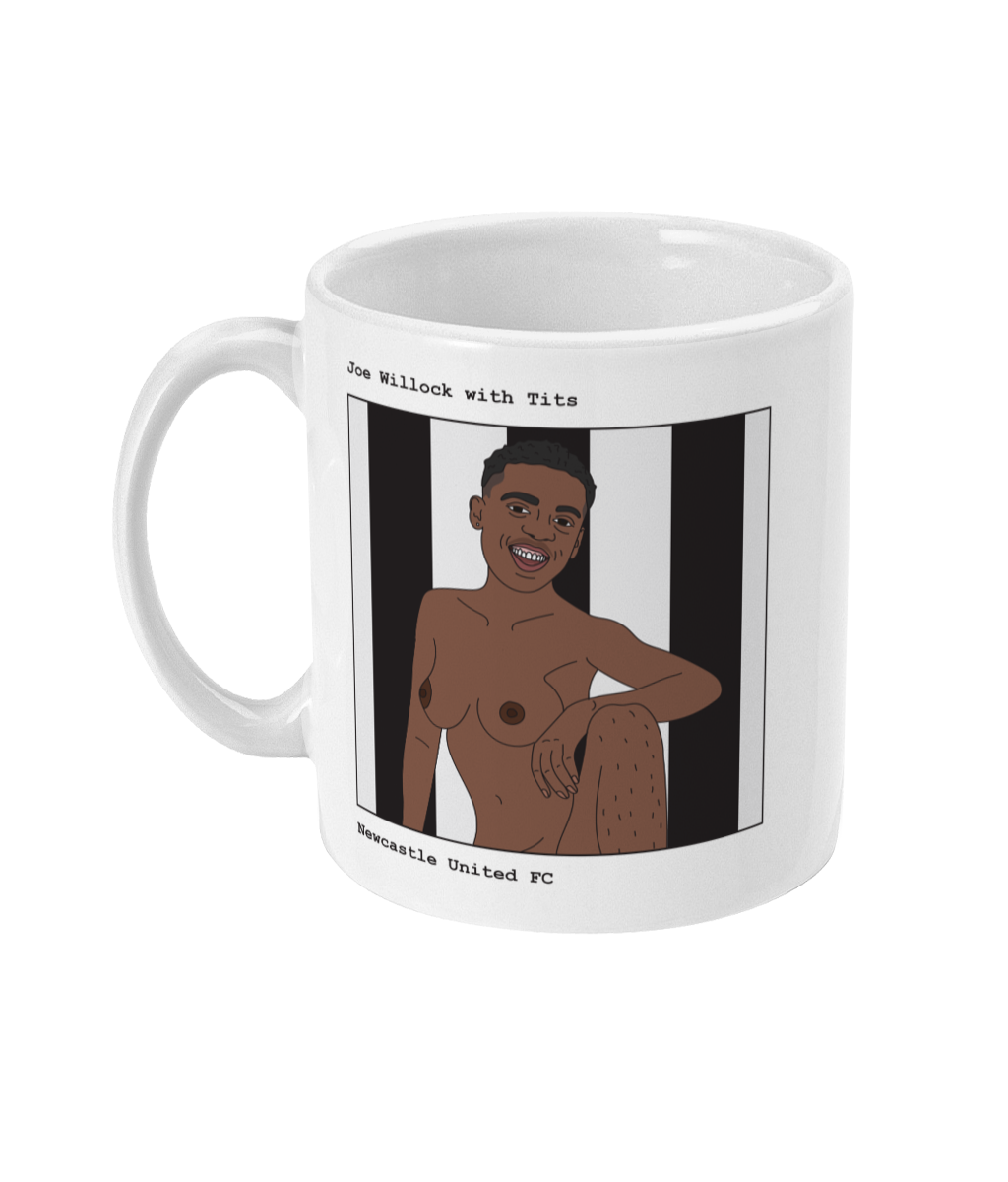Joe Willock with Tits